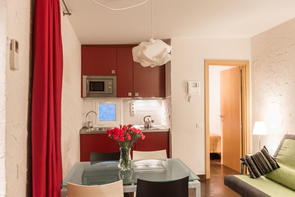 Apartaments Ciutat Vella Barcelona Exterior photo